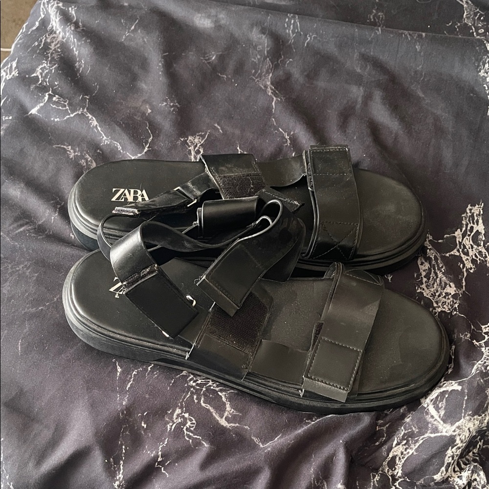 Zara Black Platform Sandals sz11-12